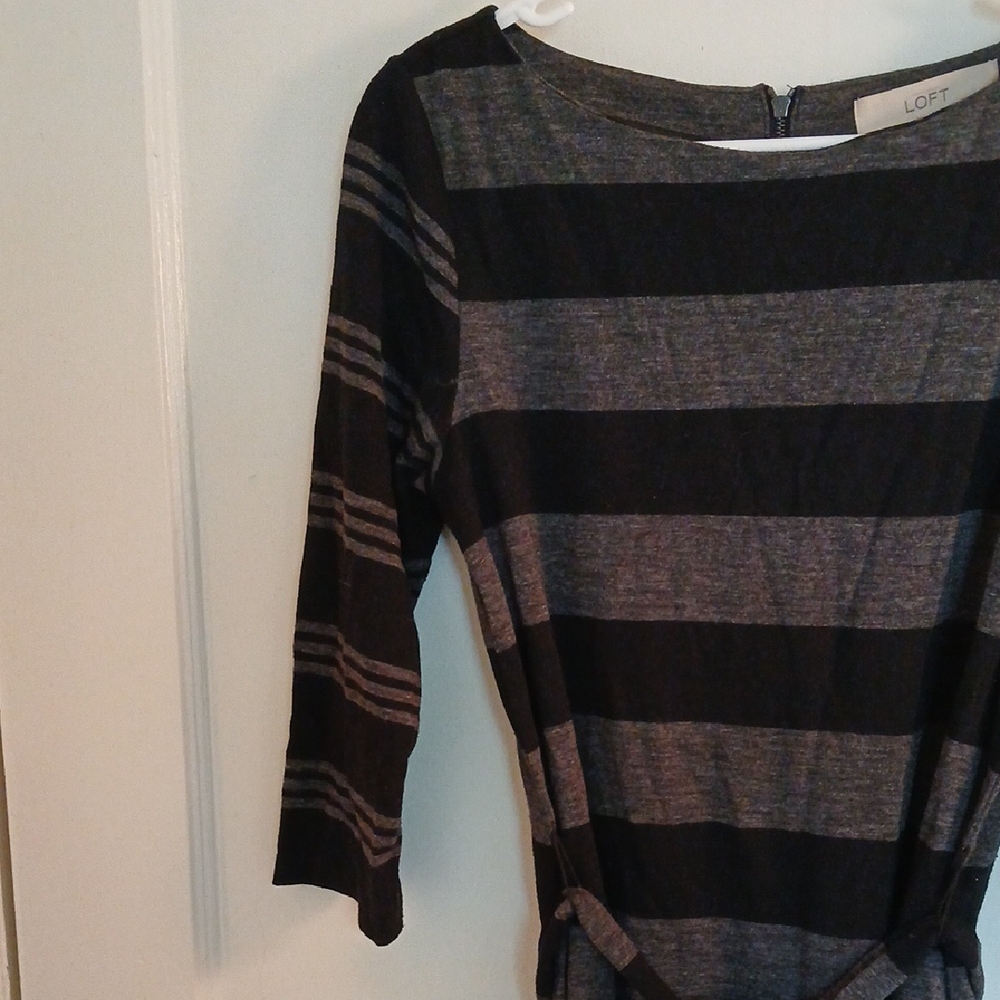 LOFT Black and Gray Tunic with Bateau Neckline - Picture 5 of 10